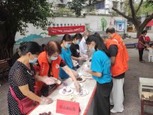 仁爱社工开展助老志愿服务活
